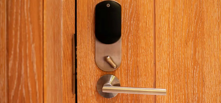 Automatic Locking Door Knob Grand Terrace